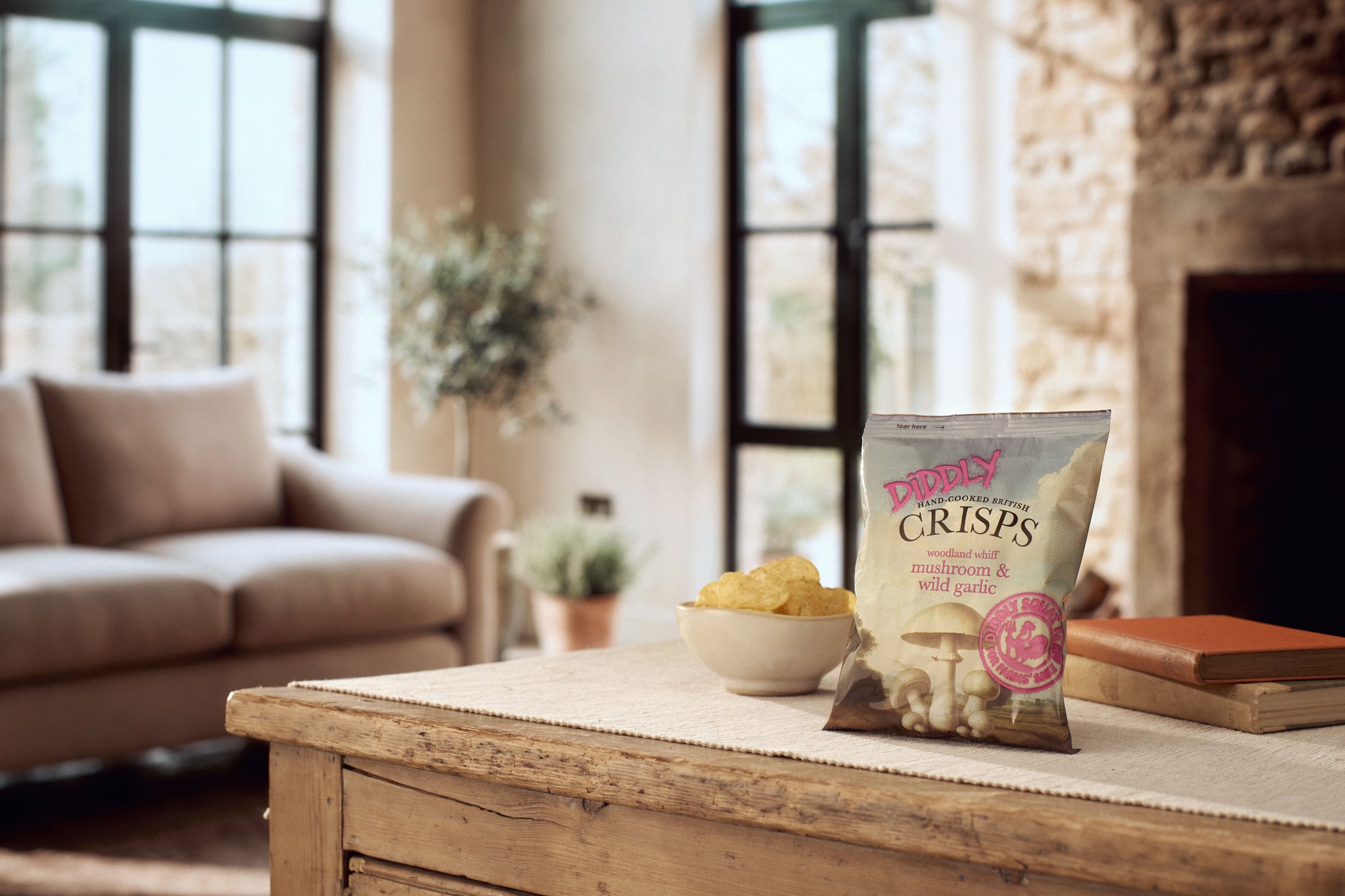 1 x 40g pack of Mushroom & Garlic Crisps